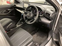 TOYOTA YARIS X 2020