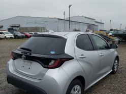 TOYOTA YARIS X 2020