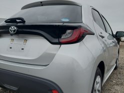 TOYOTA YARIS X 2020
