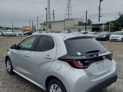 TOYOTA YARIS X 2020