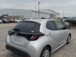 TOYOTA YARIS X 2020