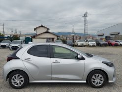 TOYOTA YARIS X 2020