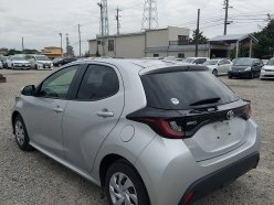 TOYOTA YARIS X 2020