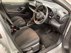TOYOTA YARIS X 2020