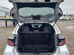 TOYOTA YARIS X 2020