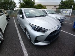TOYOTA YARIS X 2020