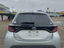 TOYOTA YARIS X 2020