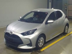 TOYOTA YARIS X 2020