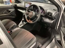 TOYOTA YARIS X 2020