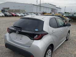 TOYOTA YARIS X 2020