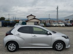 TOYOTA YARIS X 2020