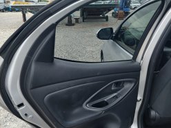 TOYOTA YARIS X 2020