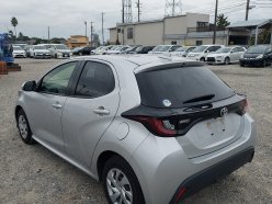 TOYOTA YARIS X 2020