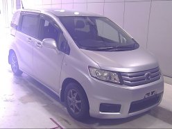 HONDA FREED SPIKE G Just Selection 2011