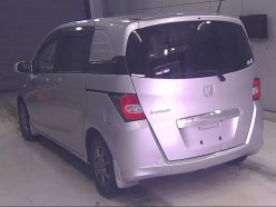 HONDA FREED SPIKE G Just Selection 2011