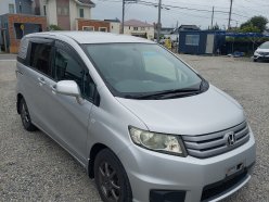 HONDA FREED SPIKE G Just Selection 2011