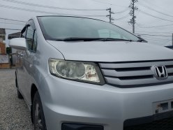 HONDA FREED SPIKE G Just Selection 2011