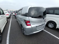 HONDA FREED SPIKE G Just Selection 2011
