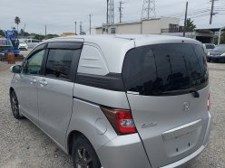 HONDA FREED SPIKE G Just Selection 2011