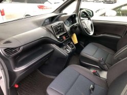 TOYOTA NOAH Hybrid X 2018