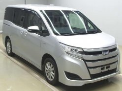 TOYOTA NOAH Hybrid X 2018