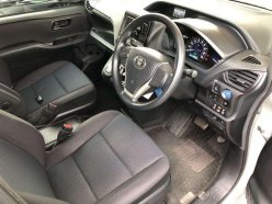 TOYOTA NOAH Hybrid X 2018