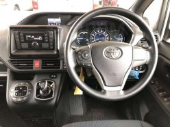TOYOTA NOAH Hybrid X 2018