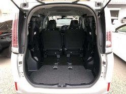 TOYOTA NOAH Hybrid X 2018