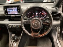TOYOTA YARIS X 2020
