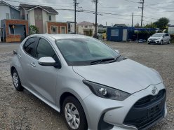 TOYOTA YARIS X 2020
