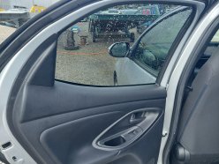 TOYOTA YARIS X 2020