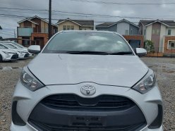 TOYOTA YARIS X 2020