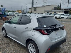 TOYOTA YARIS X 2020