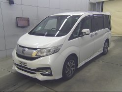 HONDA STEPWGN Spada Advanced Package Alpha 8 seater 2016