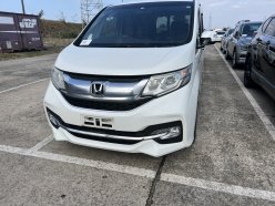 HONDA STEPWGN Spada Advanced Package Alpha 8 seater 2016