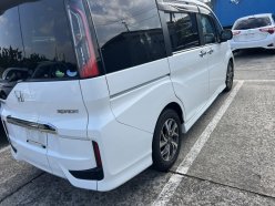 HONDA STEPWGN Spada Advanced Package Alpha 8 seater 2016