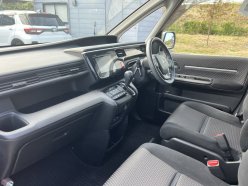 HONDA STEPWGN Spada Advanced Package Alpha 8 seater 2016