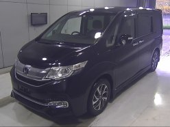 HONDA STEPWGN SPADA 2015