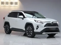TOYOTA RAV4 Premium Edition 2021