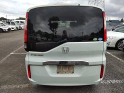HONDA STEPWGN G 2015