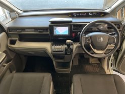 HONDA STEPWGN B 2015