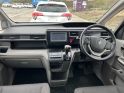 HONDA STEPWGN B 2015