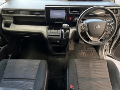 HONDA STEPWGN SPADA 2016