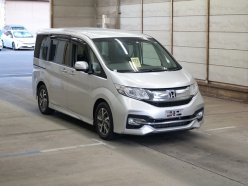 HONDA STEPWGN SPADA 2016