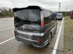 HONDA STEPWGN SPADA 2015