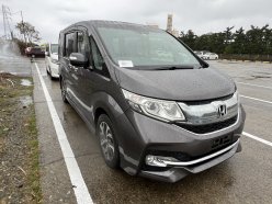 HONDA STEPWGN SPADA 2015