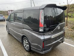HONDA STEPWGN SPADA 2015