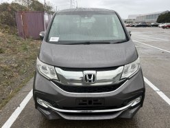 HONDA STEPWGN SPADA 2015