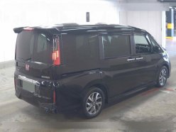 HONDA STEPWGN SPADA 2015
