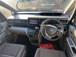 HONDA STEPWGN G 2015